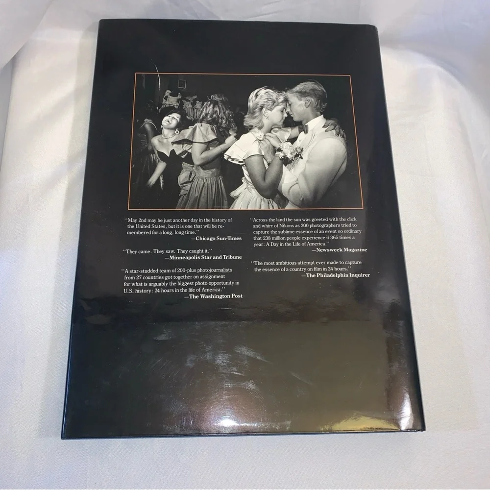 A Day in the Life of America Book 272 Pages Scrapbook of a Nation 200 photos